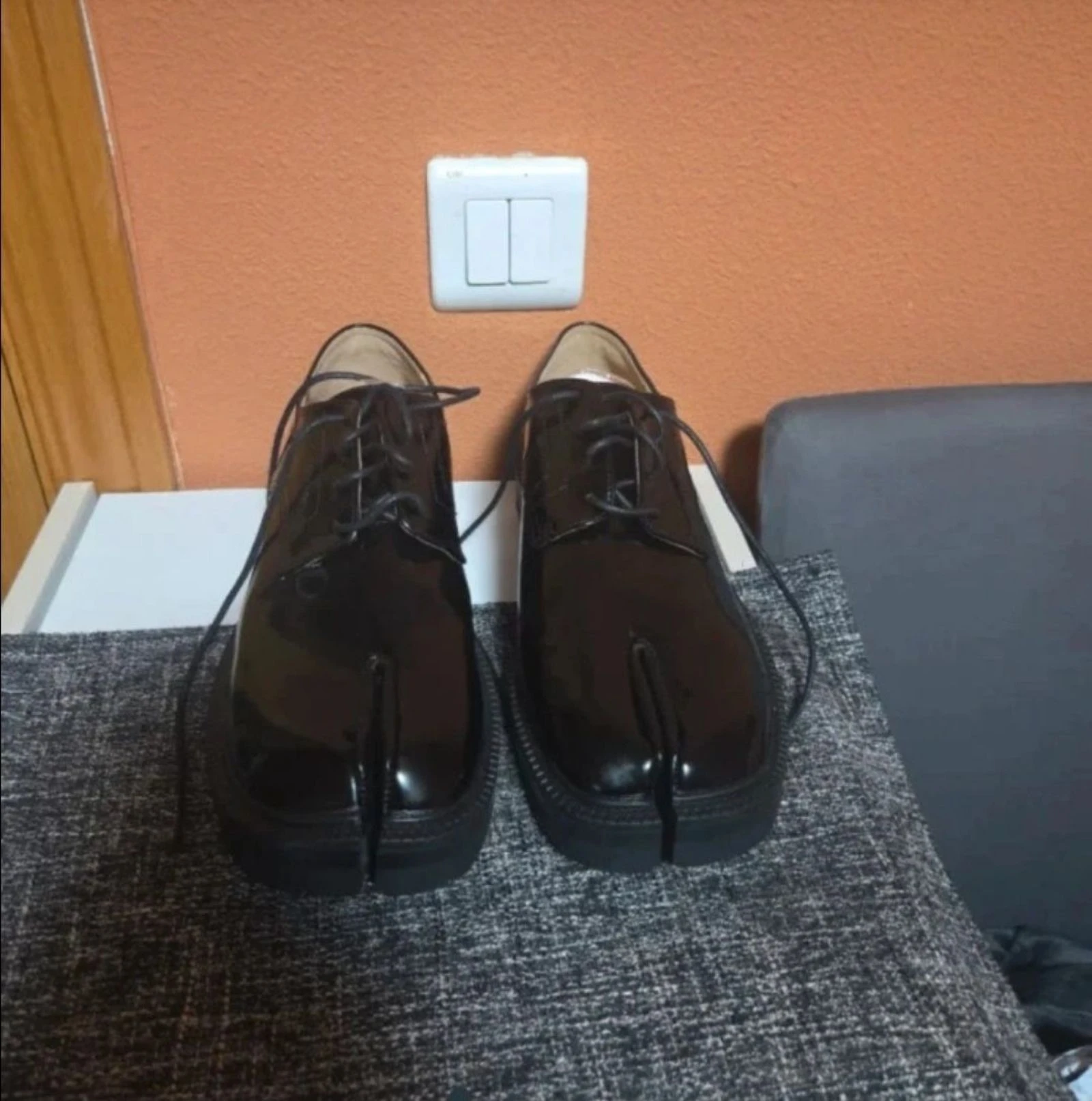 Black Tabi Derby Shoes - Size 42 (26.5 cm) - New! – photo 2